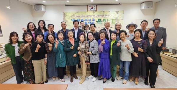열림식 사진