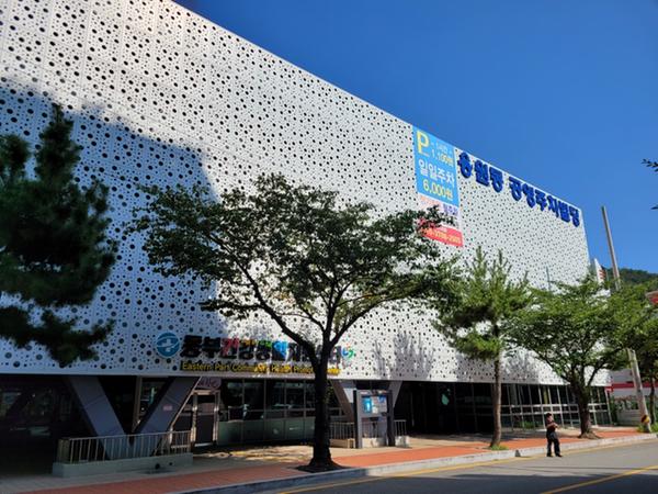 창원특례시, 창원시진해가족센터 내년 본격 운영(용원동 복합공영주차빌딩 전경).창원특례시, 창원시진해가족센터 내년 본격 운영(용원동 복합공영주차빌딩  전경).jpeg