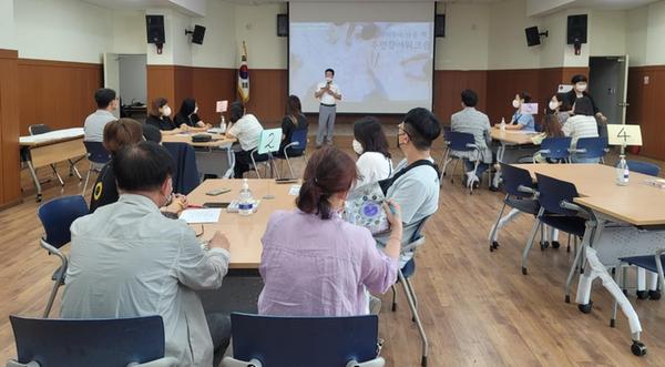 창원특례시 예비문화도시, 시민이 만드는 마을교과서 개발 추진창원특례시 예비문화도시, 시민이 만드는 마을교과서 개발 추진(문화예술과) (1).jpg