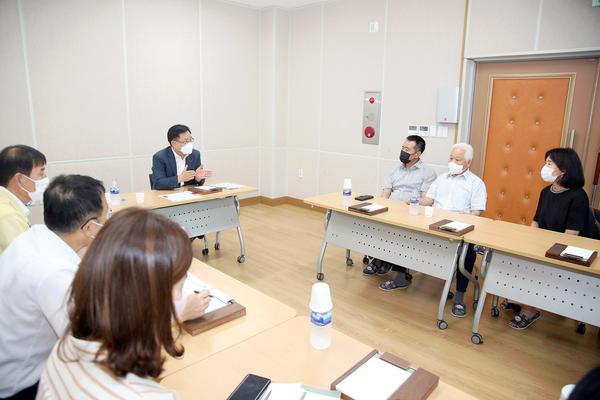 창원특례시, 진해구 자은동 냉천마을 도로개설 주민 의견 듣다창원특례시, 진해구 자은동 냉천마을 도로개설 주민 의견 듣다 (안전건설과) (1).jpg