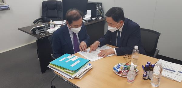 허성무 창원특례시장, 지역현안 국정과제화 위해 대통령직 인수위 행(行)허성무 창원특례시장, 지역현안 국정과제화 위해 대통령직 인수위 행(行)3.jpg