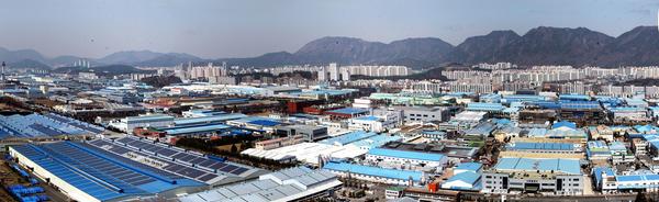 창원시 제조업의 미래 &lsquo;스마트공장&rsquo; 가속도로 확산 중 (창원국가산단 전경).창원시 제조업의 미래 ‘스마트공장’ 가속도로 확산 중 (창원국가산단 전경).jpg