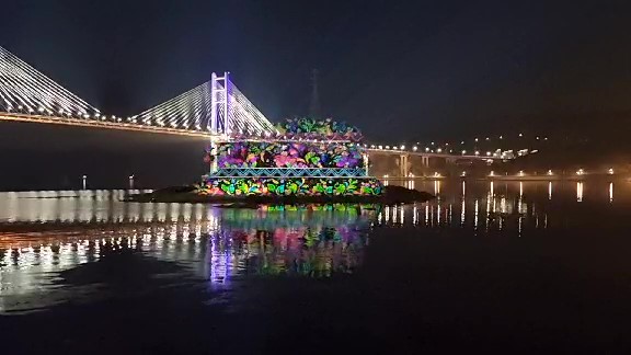 창원시, 삼귀해안로 개구리섬 프로젝션 맵핑 정상 운영 창원시, 삼귀해안로 개구리섬 프로젝션 맵핑 정상 운영  (1).jpg