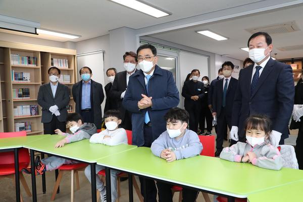 창원시, 여좌작은도서관 개관식 개최 (평생교육과) 창원시, 여좌작은도서관 개관식 개최 (평생교육과) (3).jpg
