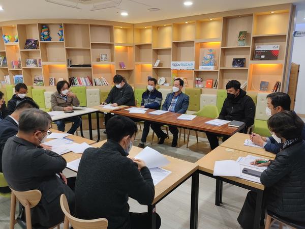 창원시, 시내(마을)버스 14개사와 요소수 공동 협력키로창원시, 시내(마을)버스 14개사와 요소수 공동 협력키로 (2).jpg