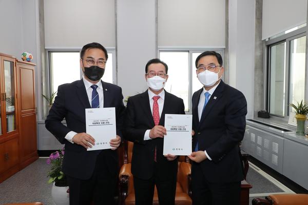 허성무 창원시장, 내년 역대 최대 국비 확보 위해 총력 허성무 창원시장, 내년 역대 최대 국비 확보 위해 총력 (기획관) (1).jpg