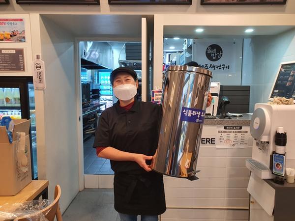 창원시, 반송시장‧창원도계부부시장&lsquo;식품안전관리 우수업소&rsquo; 선정창원시, 반송시장‧창원도계부부시장‘식품안전관리 우수업소’ 선정.jpeg