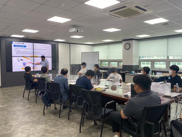 창원시, &lsquo;미래 자동차&rsquo; 소재부품산업 재직자 교육 실시창원시, ‘미래 자동차’ 소재부품산업 재직자 교육 실시.JPG