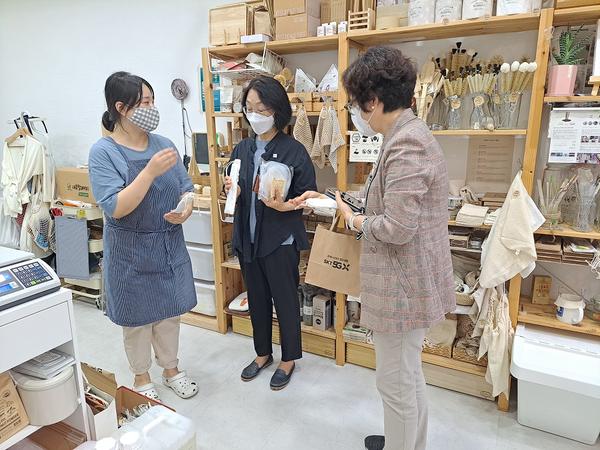 창원시 &ldquo;우리동네, 쓰레기 없는 가게(제로웨이스트 매장) 어딜까&rdquo;창원시  “우리동네, 쓰레기 없는 가게(제로웨이스트 매장) 어딜까” (자원순환과) (1).jpg