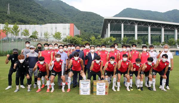허성무 창원시장, 창원시청 축구단에 응원 메시지 전달 허성무 창원시장, 창원시청 축구단에 응원 메시지 전달 (1).jpg