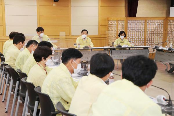 허성무 창원시장, 사회적 거리두기 2단계 시행에 만전 허성무 창원시장, 사회적 거리두기 2단계 시행에 만전 (시민안전과) (1).jpg